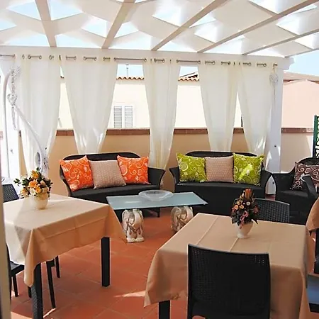 Couette-café Kenzia Olbia
