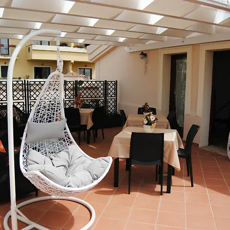 Bed and Breakfast Kenzia Όλμπια