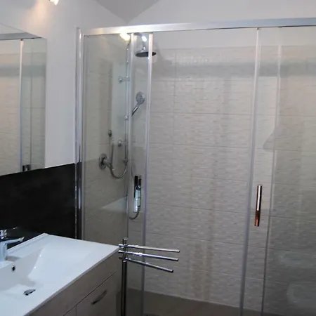 Kenzia Готель типу 